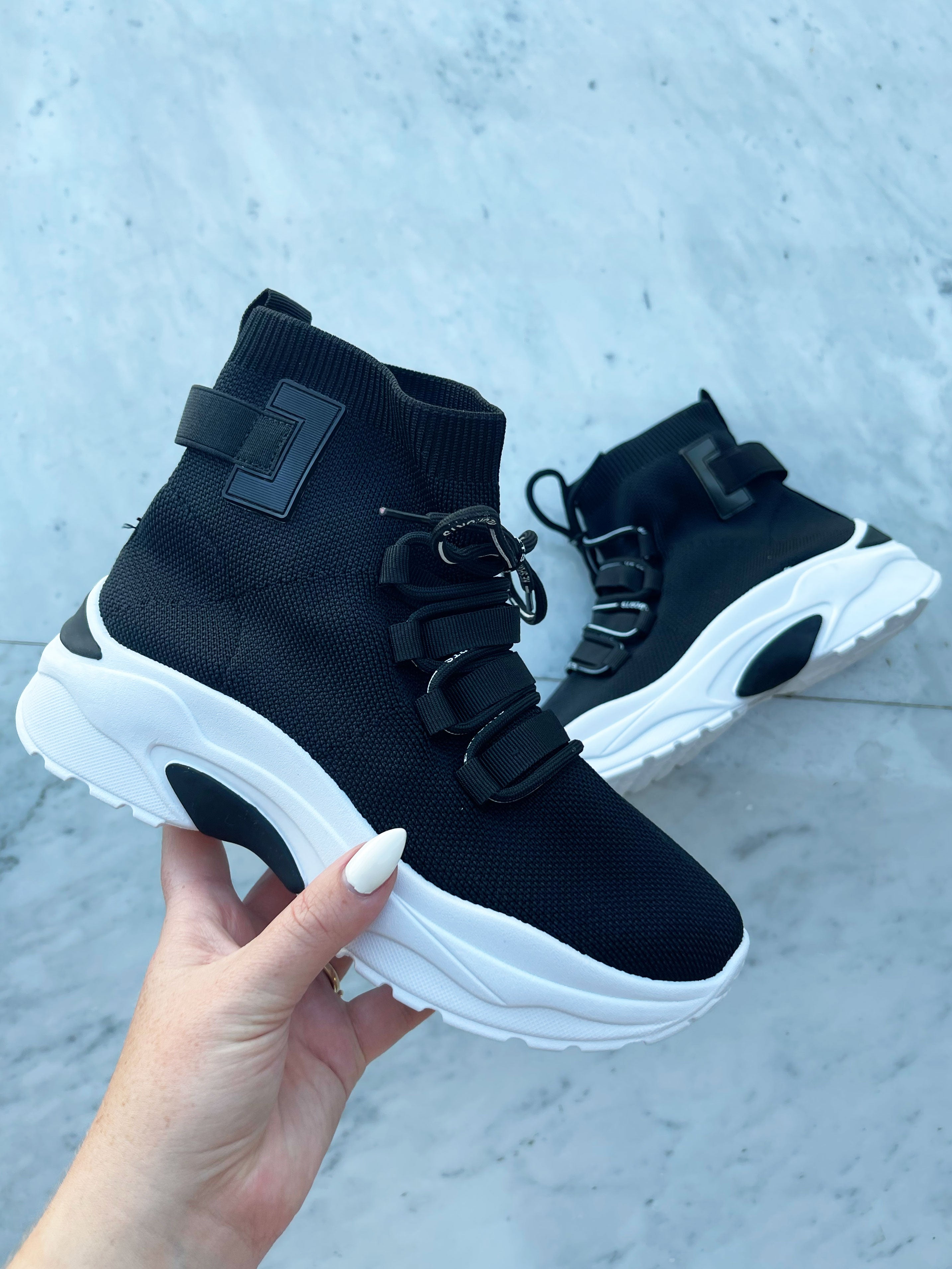 Lissa - Fede sokkesneakers med hvid sål